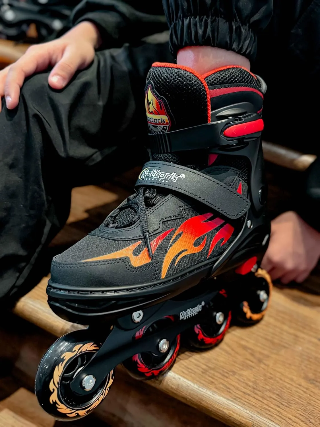 Nattork Adjustable Inline Skates for Kids Adults, Indoor and Outdoor Blades Roller Skates with 8 Light Up Wheels for Boys Girls Aged 4-16, Adult Women Beginners